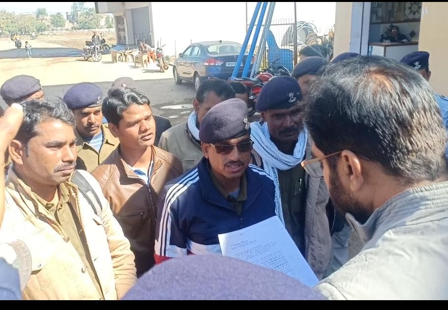 होमगार्ड सैनिको ने कहा- हमारे साथ हो रहा अन्याय