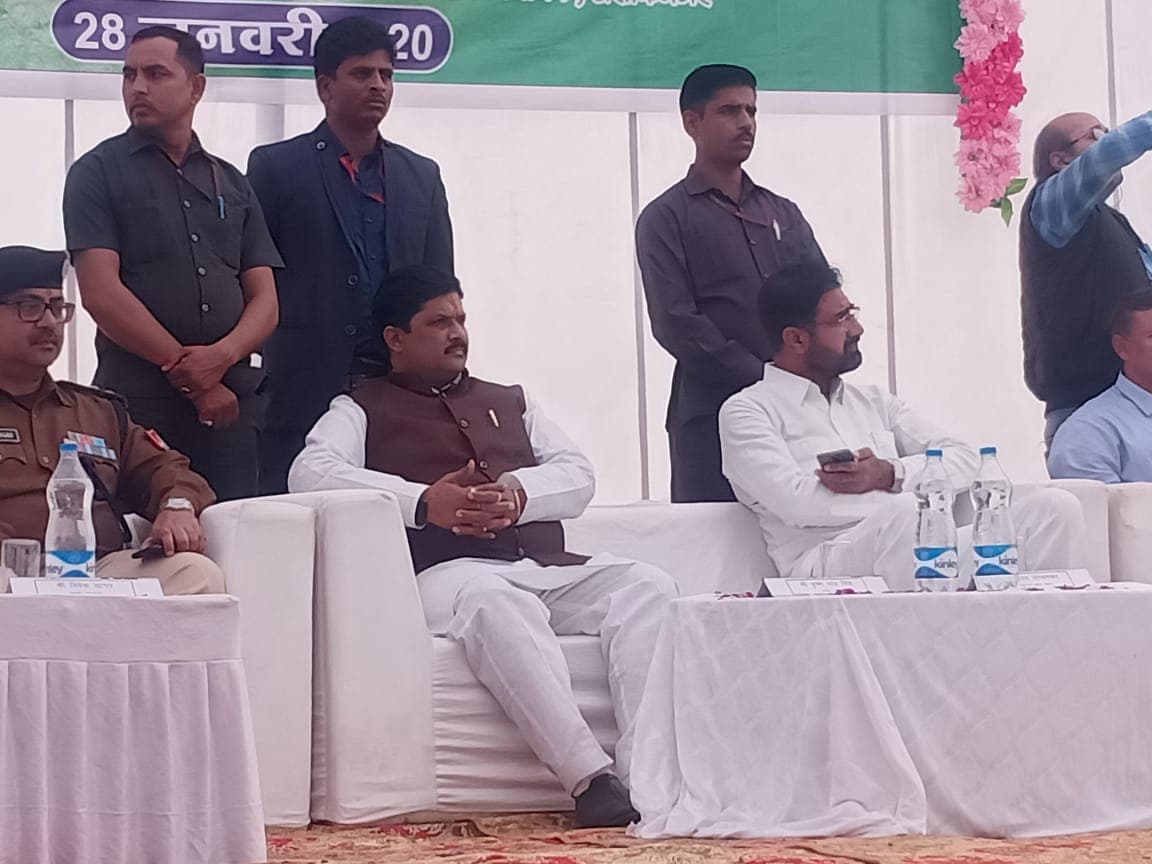 श्रेय की लड़ाई की संभावना के बीच शांति से हुआ अंडर ब्रिज का भूमिपूजन