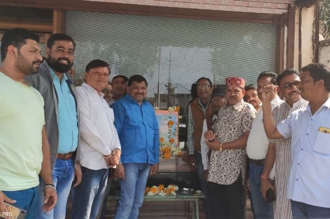 नेताजी के नारों से देशभक्ति की भावनाएं और बलवान होती है: महेश पटेल
