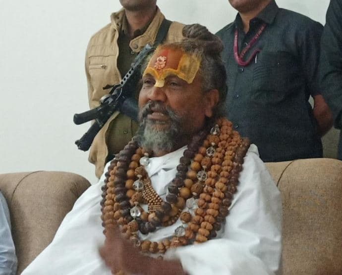 मेरा काम अवैध उत्खनन रोकना नहीं बल्कि नदी को नुकसान पहुंचने से रोकने है : कम्प्यूटर बाबा