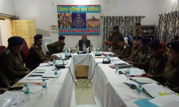 पंचायत चुनाव शांतिपूर्ण और निष्पक्ष सम्पन्न कराने की करे तैयारी: आईजी डीपी गुप्ता