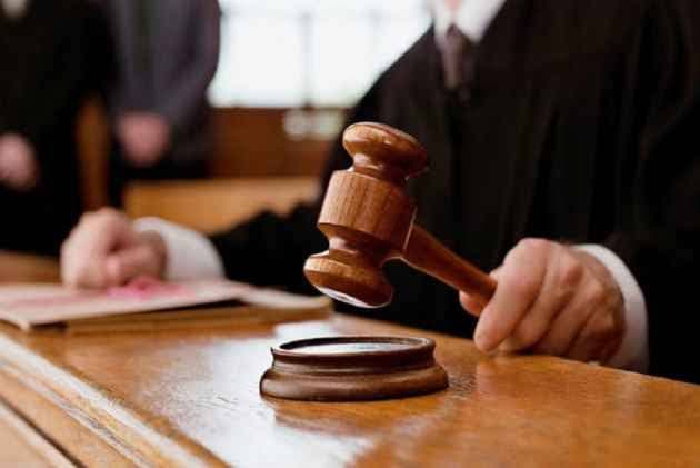 शिवपुरी कलेक्टर पर 25 हजार का जुर्माना, यह है मामला
