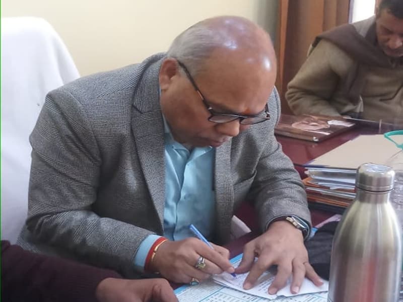 लोकायुक्त के शिकंजे में फंसा संयुक्त संचालक, डेढ़ लाख की रिश्वत लेते रंगेहाथों गिरफ्तार