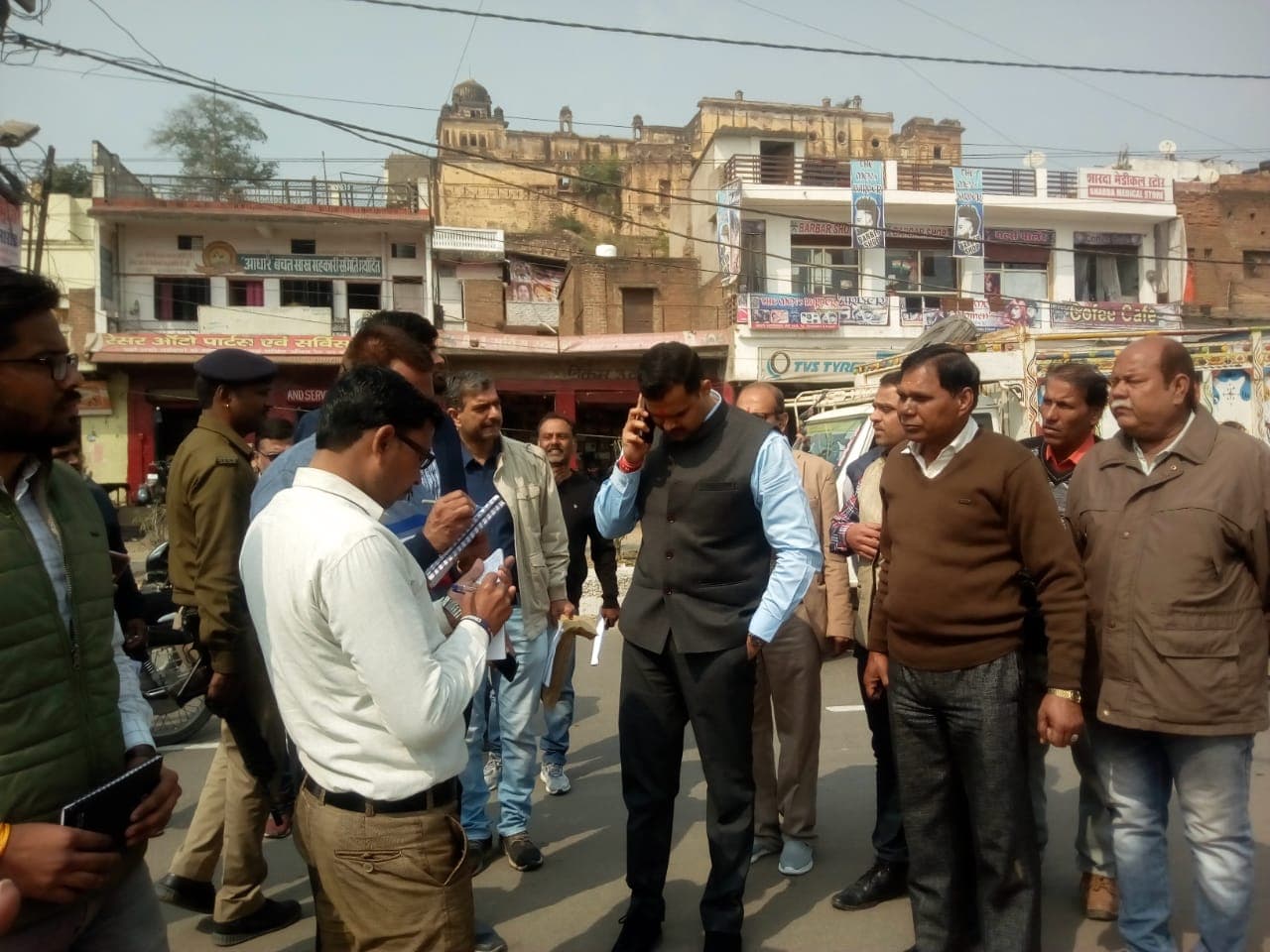 मिनी स्मार्ट सिटी डेवलपमेंट प्रोग्राम के तहत कलेक्टर ने शहर किया दौरा