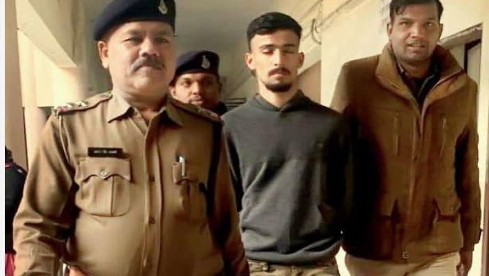 मनोरोगी है भोपाल एयरपोर्ट पर हंगामा करने वाला युवक