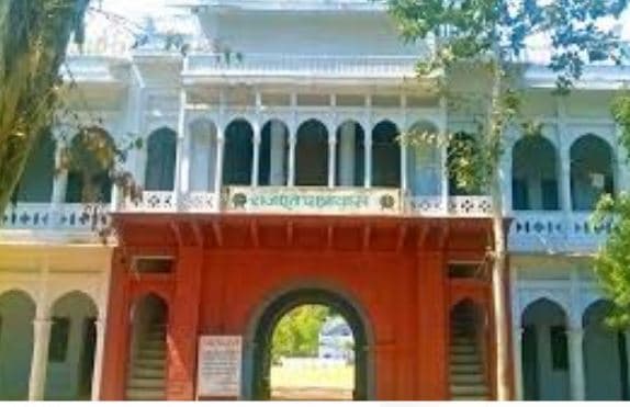 गुंडागर्दी के चलते 100 साल पुराना राजपूत छात्रावास बंद, आरोपी 2 छात्रों पर इनाम घोषित
