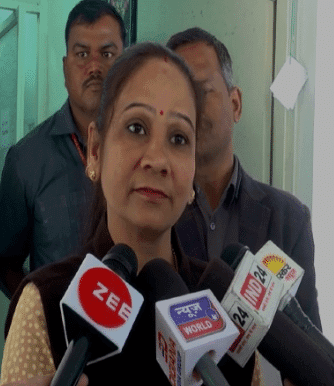 अपनी ही सरकार पर फिर आक्रामक हुई विधायक रामबाई, जमकर सुनाई खरी-खोटी