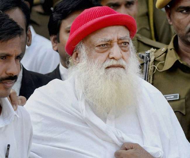 आसाराम के आश्रम पर चला कमलनाथ सरकार का चला डंडा