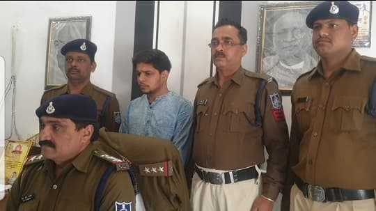 गांजा तस्कर पर पुलिस की बड़ी कार्रवाई, आरोपी 8 किलों गांजा के साथ गिरफ्तार