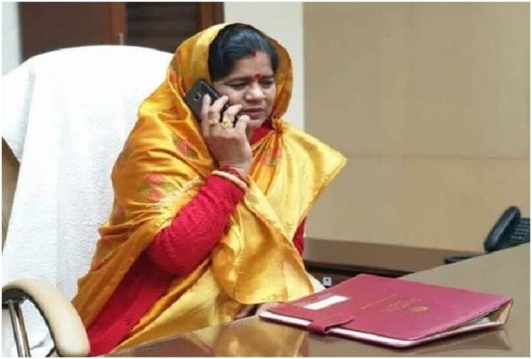 कलेक्टर से क्यों नाराज हुई कमलनाथ की मंत्री