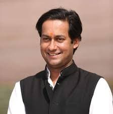 नगरीय निकाय कर्मचारियों को मिली बड़ी सौगात, जयवर्धन सिंह ने किया ऐलान