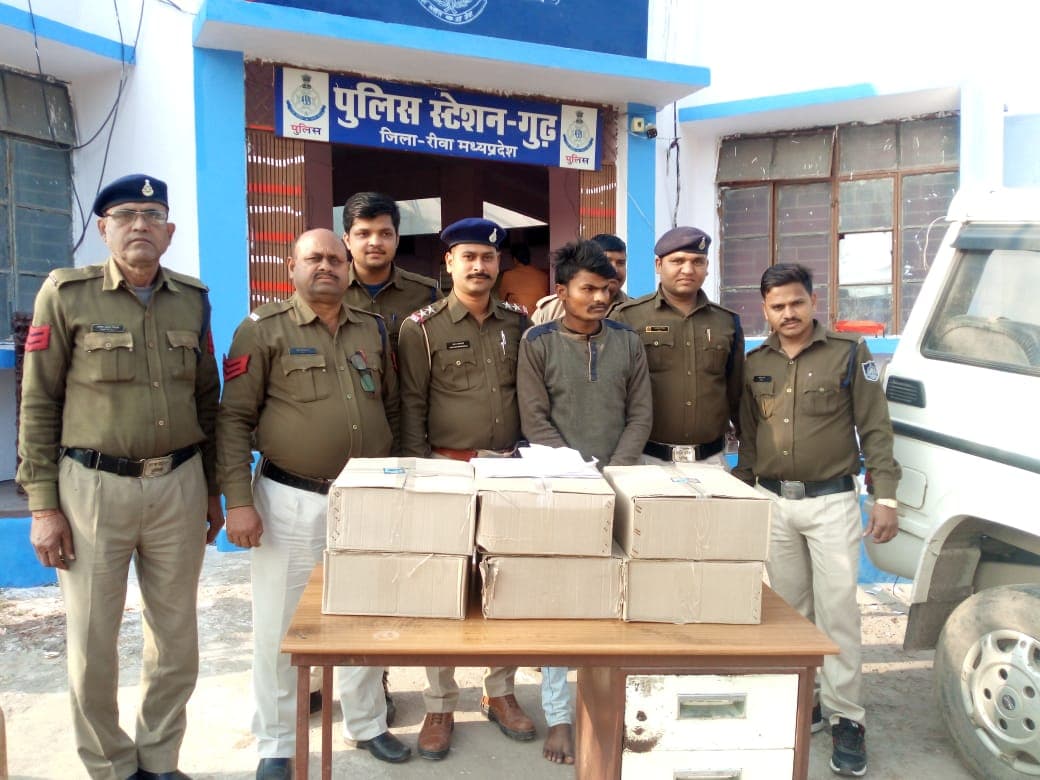 अवैध शराब ज़ब्त, आरोपी गिरफ्तार