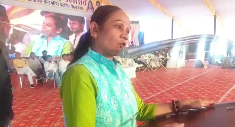 रामबाई का बयान, मेरे रहते सरकार को कोई आंच नहीं