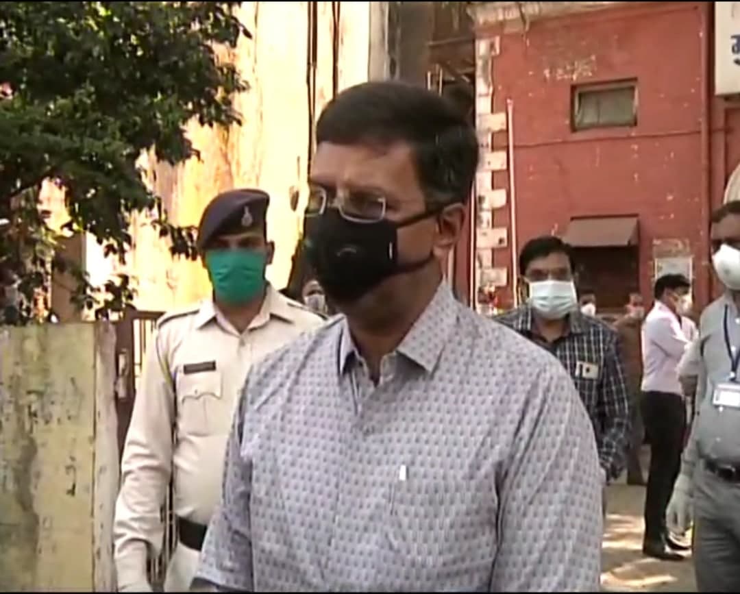 इंदौर में कोरोना मरीजों की बढ़ती संख्या पर क्या बोले नए कलेक्टर, देखें वीडियो