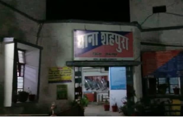 अवैध रेत नाके पर देर रात चली गोलियां, बाल बाल बचे लोग