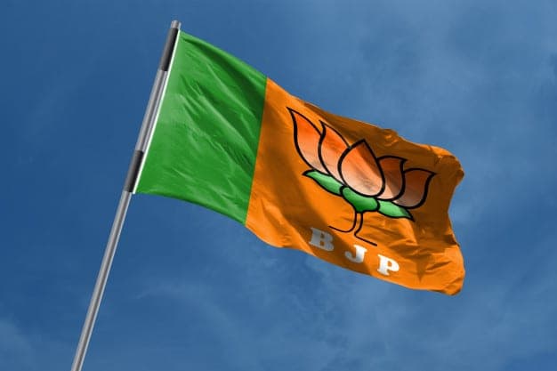 एसपी-बीएसपी विधायकों की दिल्ली में जेपी नड्डा से मुलाकात