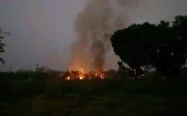 जबलपुर की ऑर्डिनेंस फैक्ट्री में विस्फोट के बाद भीषण आग, बिल्डिंग तबाह