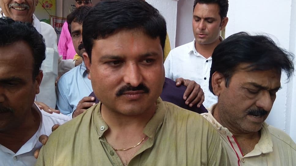 सिंधिया समर्थक कांग्रेस विधायक ने राज्यपाल को लिखा पत्र, लापता भाई की तलाश के लिये मांगी मदद