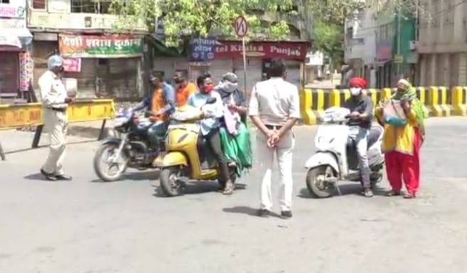 पुलिस की सख्ती- लॉक डाउन तोड़ा तो कटेगा 1000 रुपये का चालान