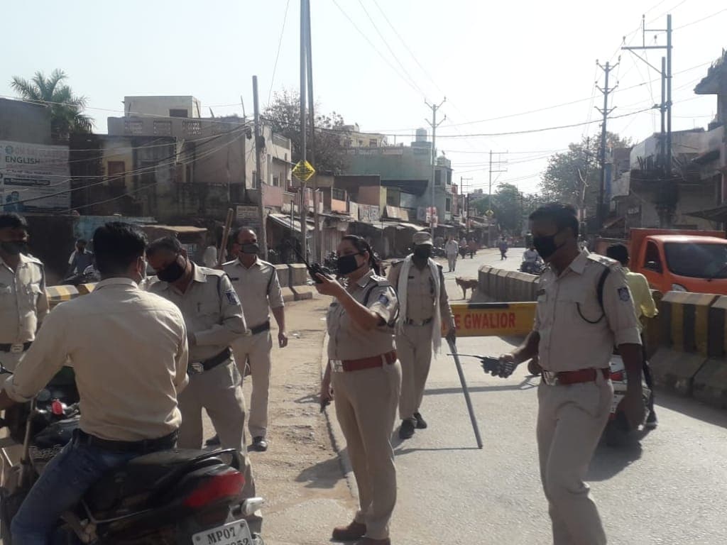 ग्वालियर: टोटल लॉक डाउन का व्यापक असर, सड़कें सूनी, पुलिस अलर्ट
