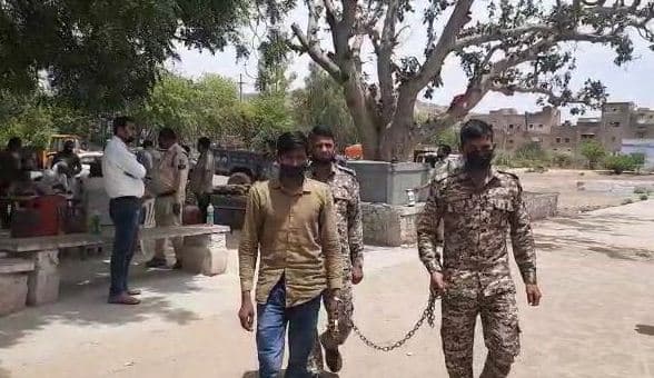 दुष्कर्म के मामले में फरार 50 हज़ार के इनामी को पुलिस ने किया गिरफ्तार