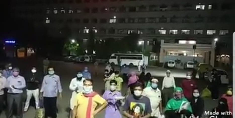 अच्छी खबर: इंदौर में कोरोना से जंग जीतकर घर लौटे 39 लोग, अब तक कुल 79 डिस्चार्ज