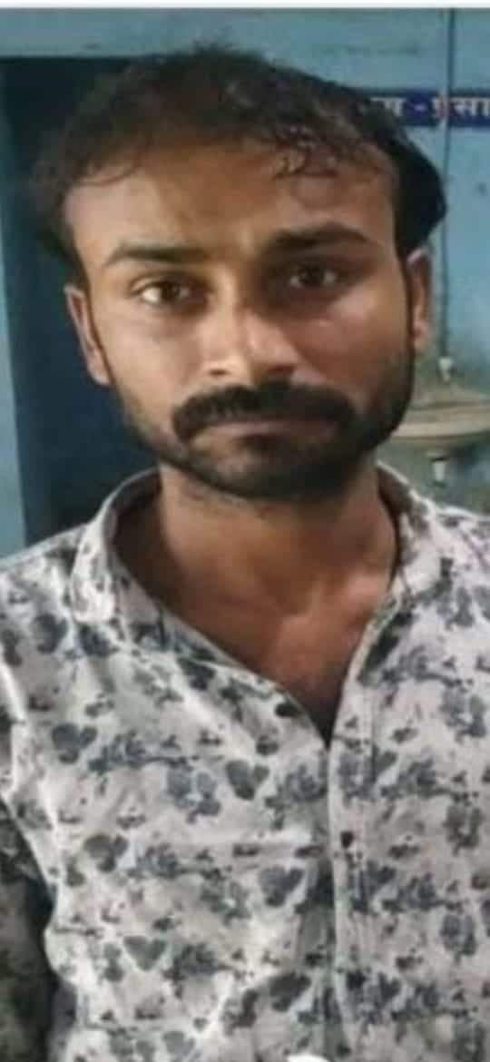 पुलिस पर हमला करने वाला कोरोना पॉजिटिव आरोपी अस्पताल से फरार, SP ने घोषित किया 10 हजार का इनाम