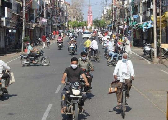 खंडवा: ग्रामीण व शहरी क्षेत्र में अधिकांश दुकानें खुलेंगी, इन व्यवसायों पर रहेगा प्रतिबंध