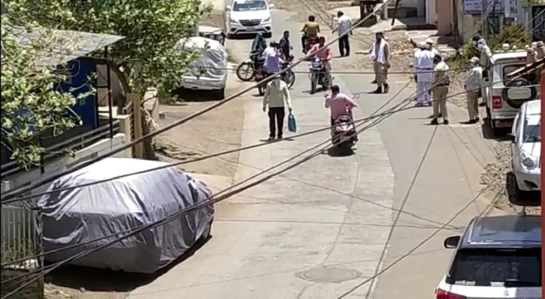 गृह क्षेत्र में कोरोना की दस्तक के बाद पूर्व मंत्री की अपील- “सख्ती से इको पालन करा, आपणी जांच करई ले”