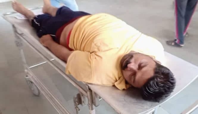 कोल्ड ड्रिंक पीने से पिता की मौत, बेटी की हालत गंभीर, अस्पताल में भर्ती