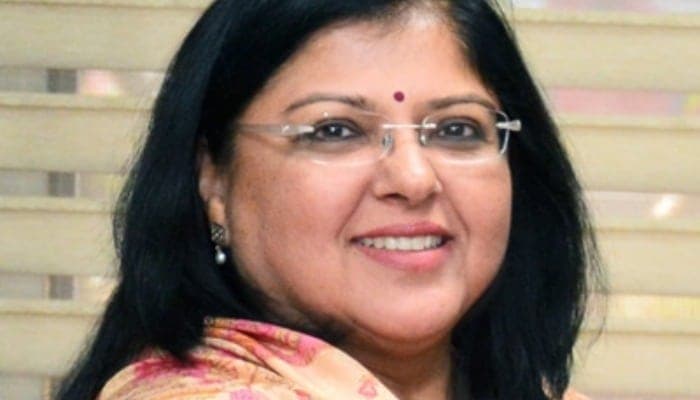 उपचुनाव से पहले वरिष्ठ आईएएस वीरा राणा को मिली बड़ी जिम्मेदारी