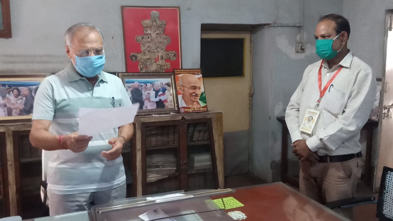स्मार्ट सिटी कंपनी पर परेशान करने का आरोप,अधिमान्य फोटो जर्नलिस्ट ने दी आत्महत्या की चेतावनी