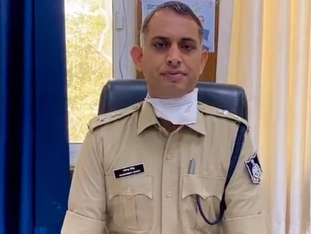 भिंड एसपी पर गिर सकती है गाज, रेत के मामले में सरकार नाराज