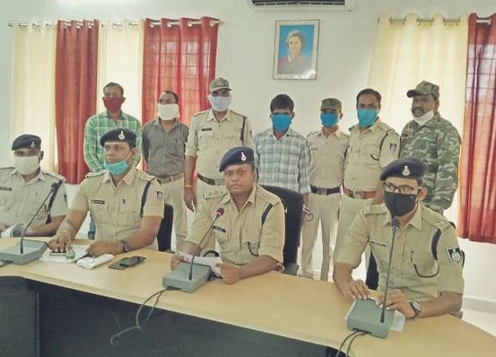 निगरानी बदमाश छोटु मद्रासी का हत्यारा गिरफ्तार, गाली देने पर उतार दिया मौत के घाट