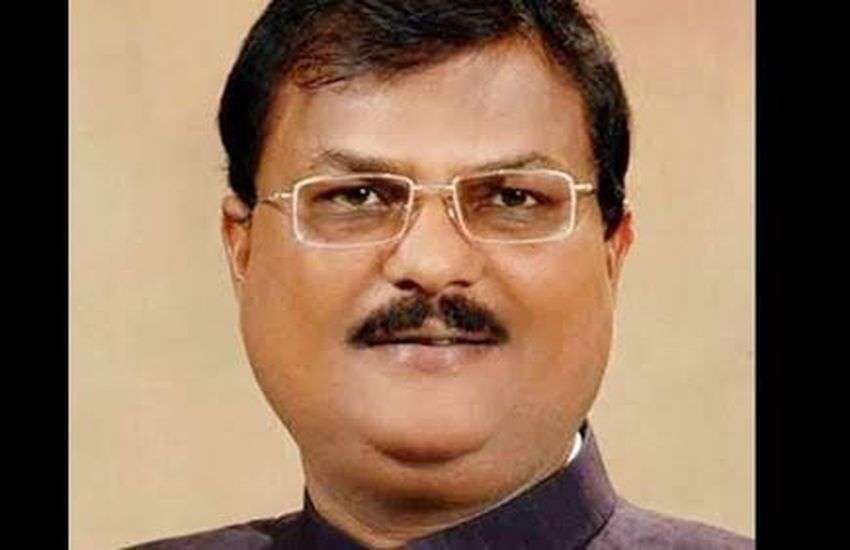 गुड्डू के इस्तीफे पर गर्माई सियासत, BJP बोली- ‘न घर के रहे ना घाट के’