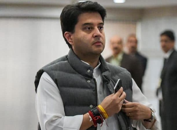 सिंधिया का कांग्रेस पर पलटवार, लगाया यह आरोप