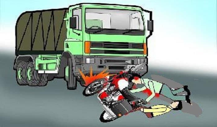 Road Accident : बाइक सवार को ट्रैक्टर-ट्राली ने रौंदा, घायल की हालत नाजुक