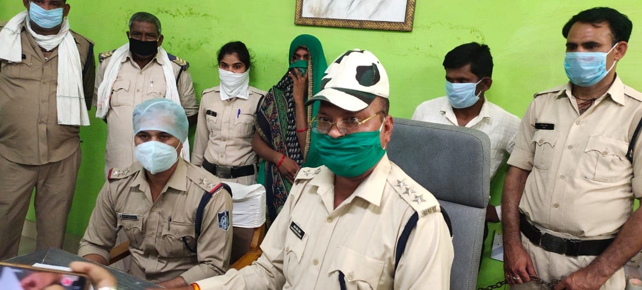 पत्नी ने प्रेमी के साथ मिलकर की पति की हत्या,हत्या को दुर्घटना बताने के लिए रची साजिश