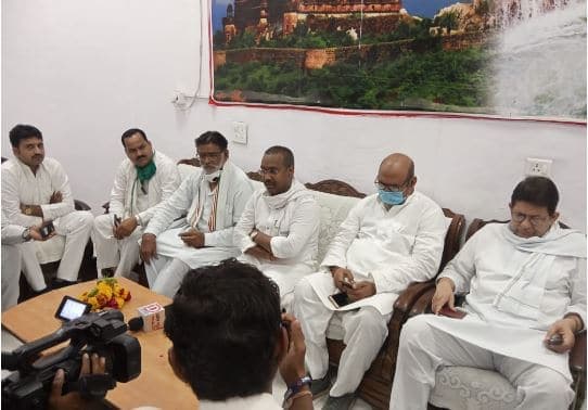 प्रदेश में असमय चुनाव के लिए बीजेपी जिम्मेदार – कमलेश्वर पटेल