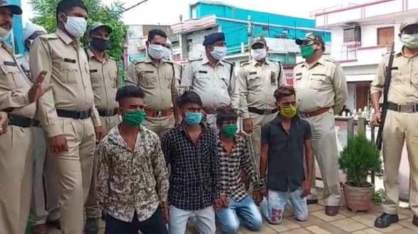 दो सगे भाईयों का कत्ल करने वाले पांच आरोपी गिरफ्तार