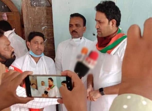 भाजपा सांसद के भाई की कांग्रेस के पूर्व मंत्री से मुलाकात, गरमाई सियासत