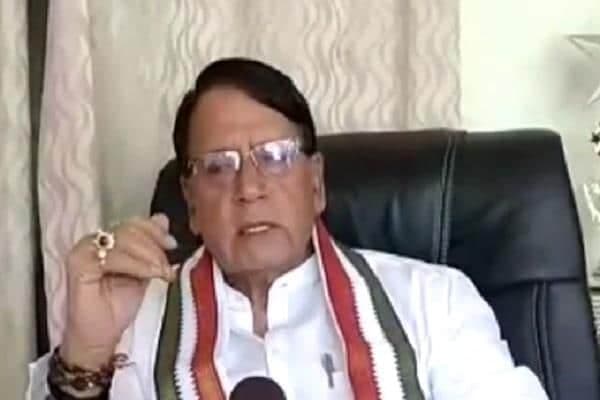 मुख्यमंत्री शिवराज अभी मंत्रिमंडल की नहीं, राज्यपाल के स्वास्थ्य की चिंता करें: पीसी शर्मा
