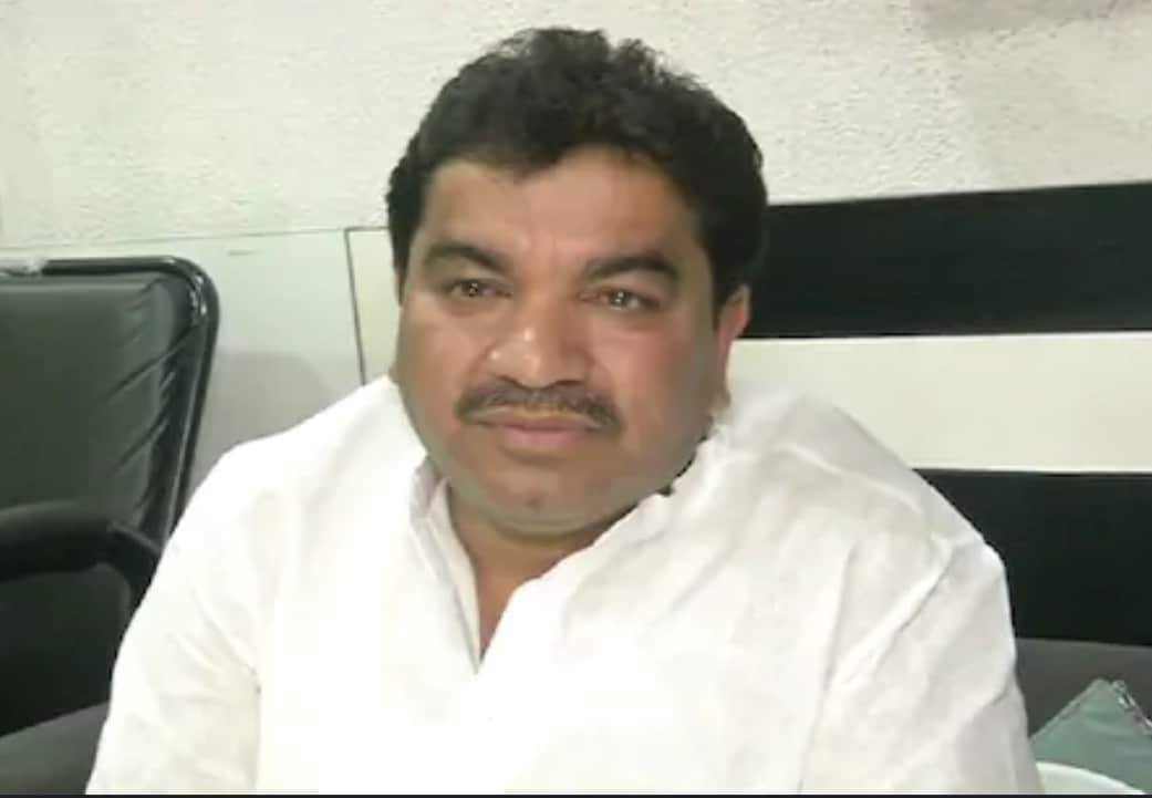 सुबह खुद को बताया दुर्भाग्य से कांग्रेस विधायक शाम को मांगी माफी,सियासी गलियारों में हलचल
