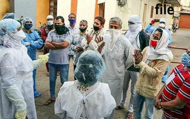 जिला शिक्षा कार्यालय की बड़ी लापरवाही, एक शिक्षक को सौंपी तीन-तीन जिम्मेदारी