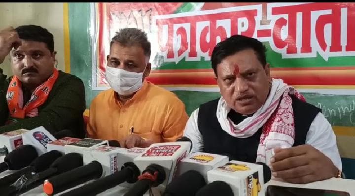 शिवराज के मंत्री का दावा- “सभी 25 सीटें जीतेंगे, शिवराज बनाम कमलनाथ होंगे चुनाव”