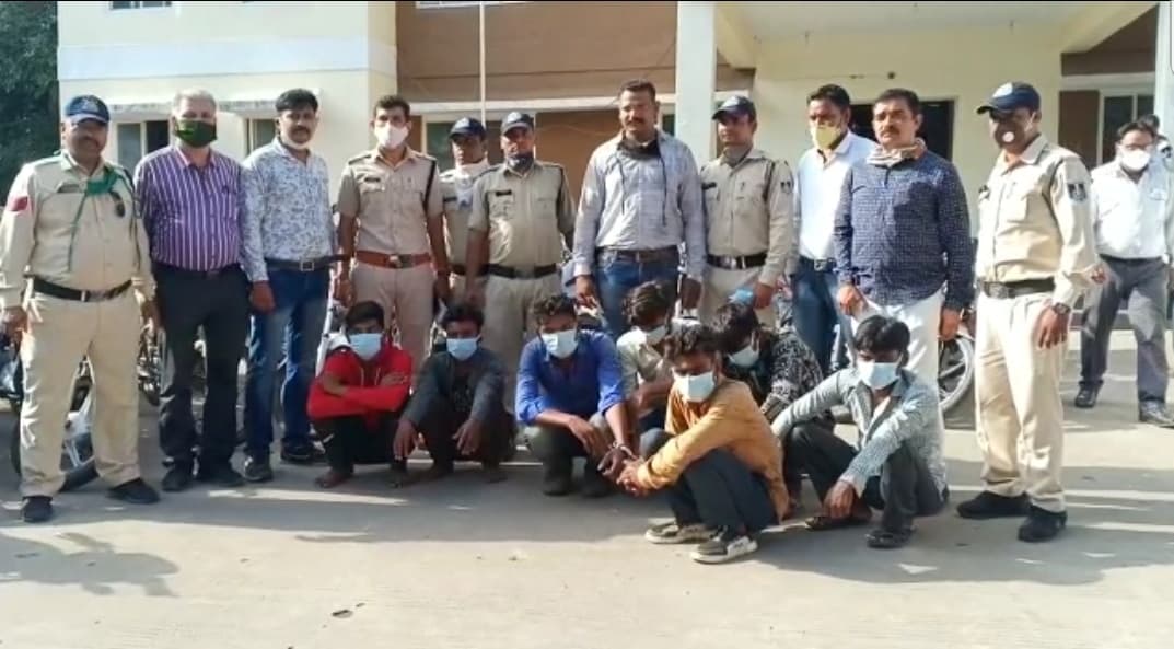 बाइक चोर गिरोह का पर्दाफाश, 24 मोटर साइकल बरामद, 7 सात आरोपी गिरफ्तार