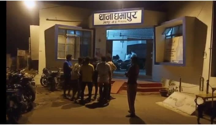 विवाद सुलझाने पहुंचे BJP नेता पर चाकूओं से हमला, गंभीर घायल, अस्पताल में भर्ती