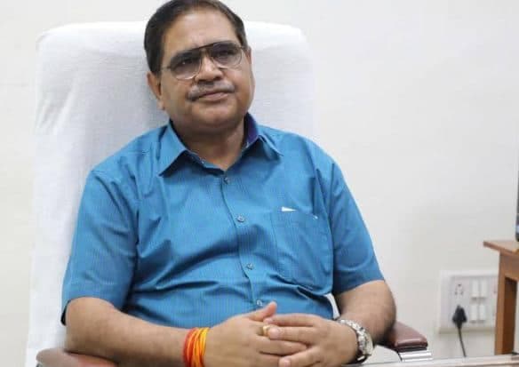 CM को पसंद नहीं आई “टी शर्ट” कमिश्नर ने “फेडेड जींस” पर जताई नाराजगी, जारी हुआ ये आदेश