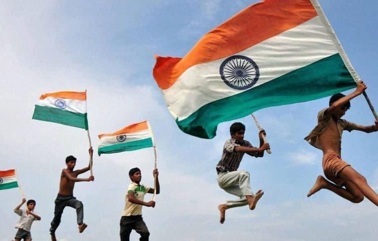 सरकार का बड़ा फैसला, 15 अगस्त को न परेड होगी, न सांस्कृतिक कार्यक्रम