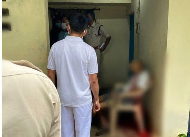 MP: डिप्टी कमांडेंट विजय सोनी ने खुद को मारी गोली, कुर्सी पर खून से लथपथ मिला शव